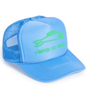 ISO Clare V Liberez Les Sardines hat